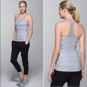 Lululemon petite fleur scoop tank size 4